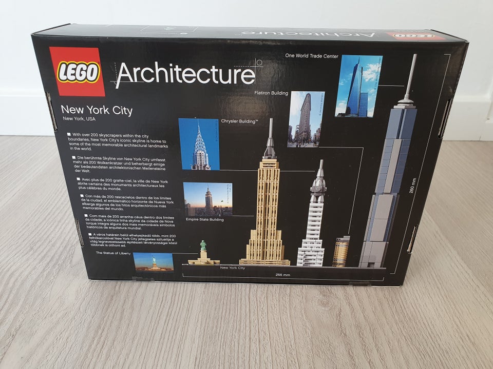 Lego Architecture 21028