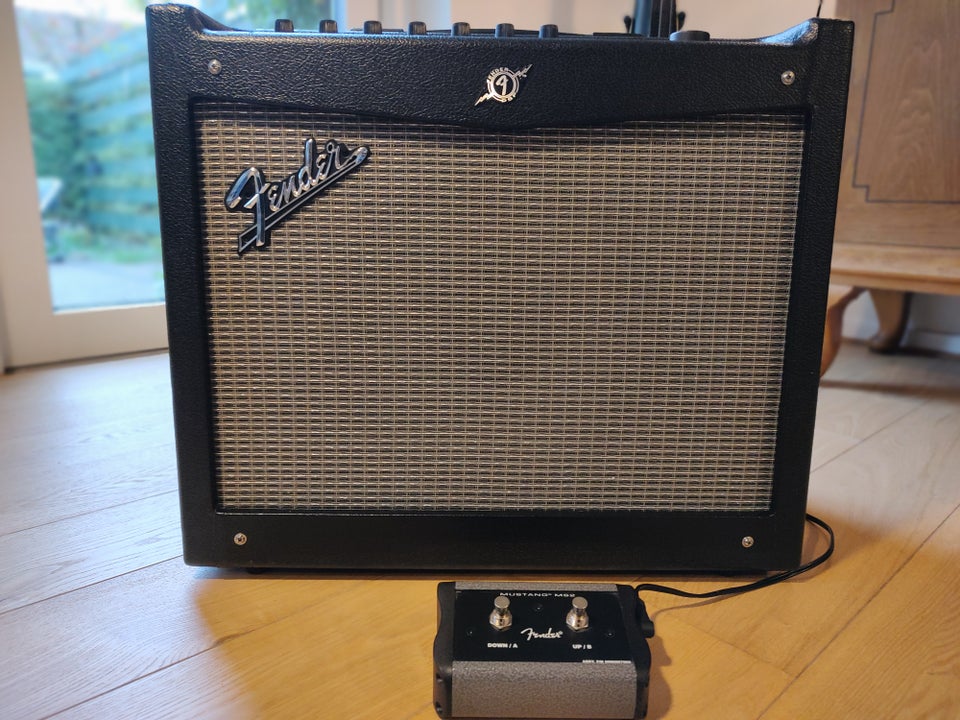 Guitarforstærker, Fender Mustang