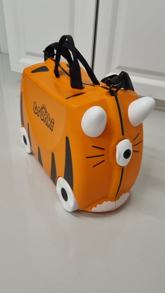 Børnekuffert, Trunki