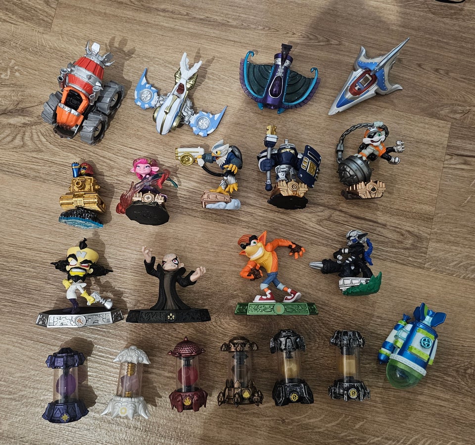 Diverse skylanders figurer,