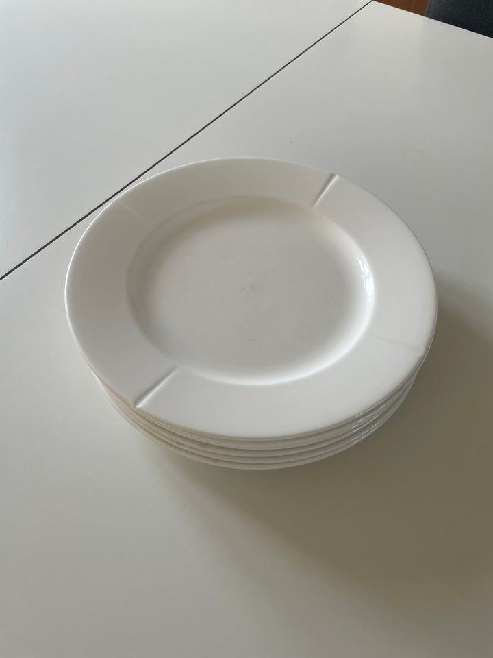 Porcelæn, Tallerkener, Rosendahl