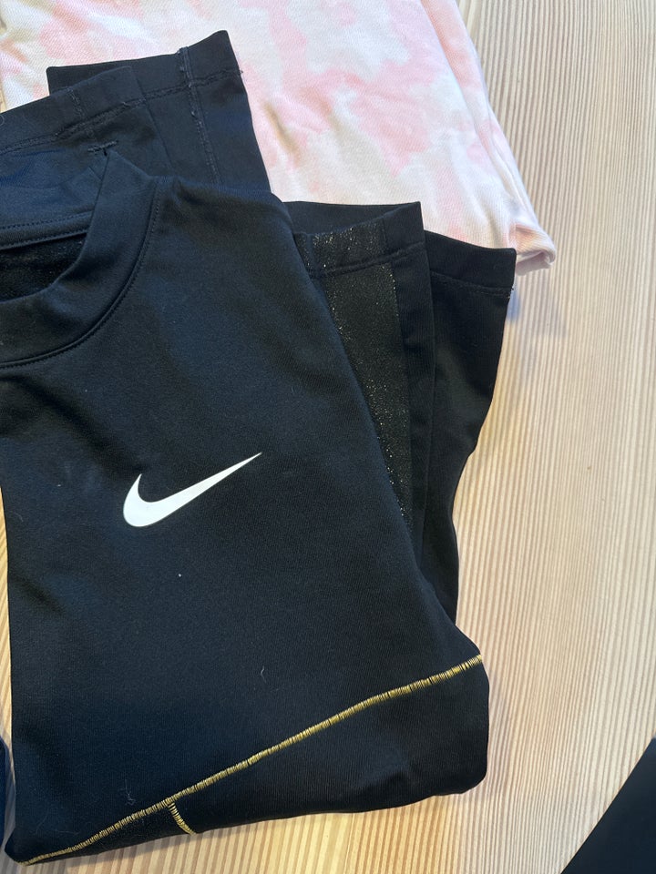 Sportstøj, Bluse, sweatshirt