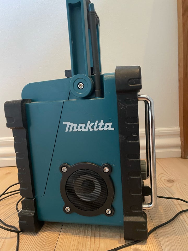 Anden radio, Andet, Makita