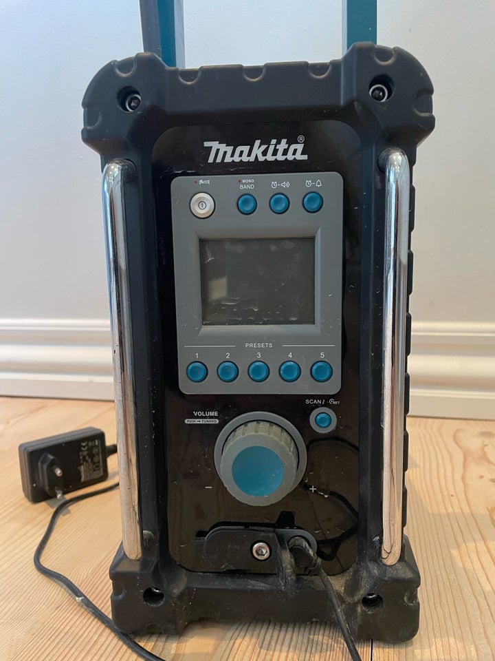 Anden radio, Andet, Makita