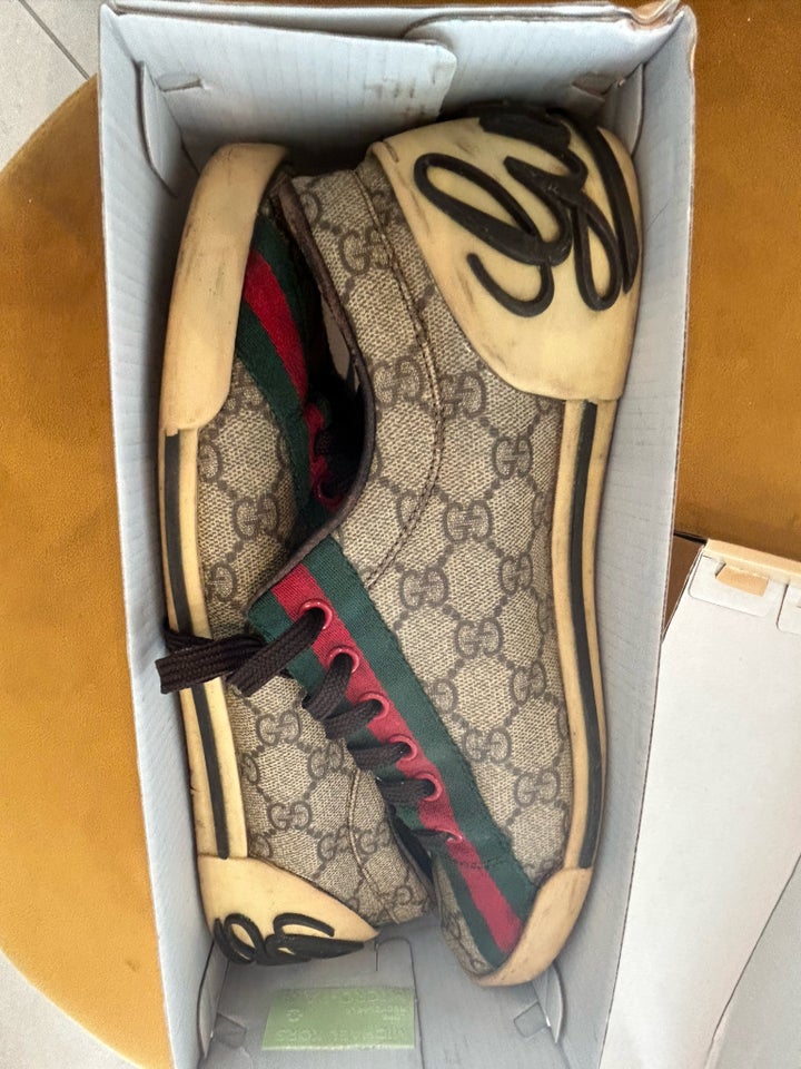 Sneakers str 40 Gucci