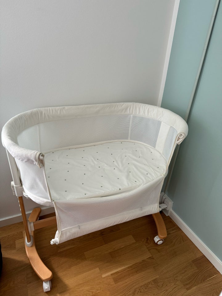 Babyseng/Bedside crib  Moweo