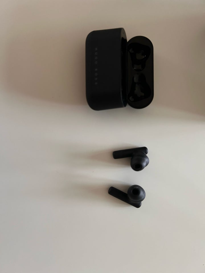 in-ear hovedtelefoner, Andet