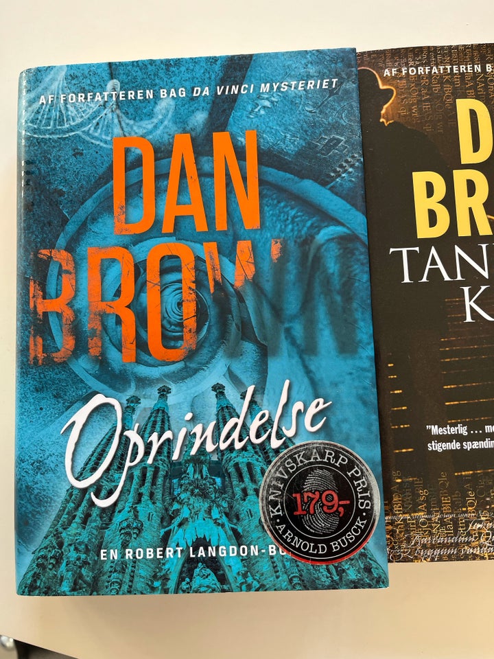 Oprindelse, Dan Brown, genre: