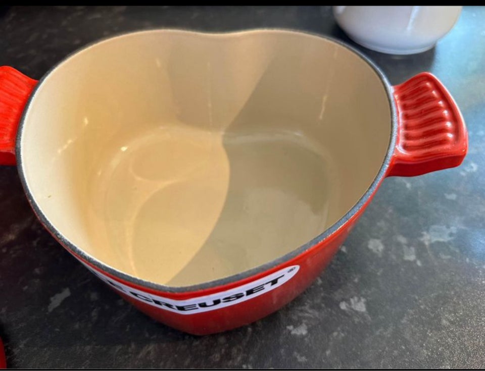 Le Creuset hjerte gryde , Le Creuset