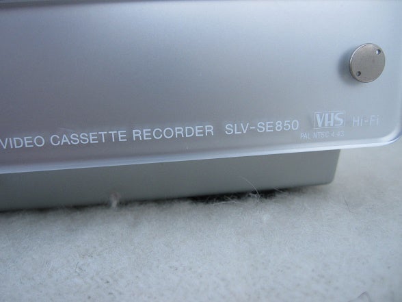 VHS videomaskine, Sony, SLV-SE850