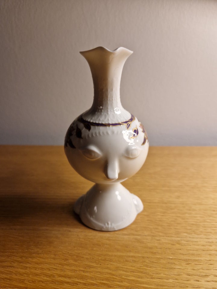 Porcelæn, Kande vase, Bjørn