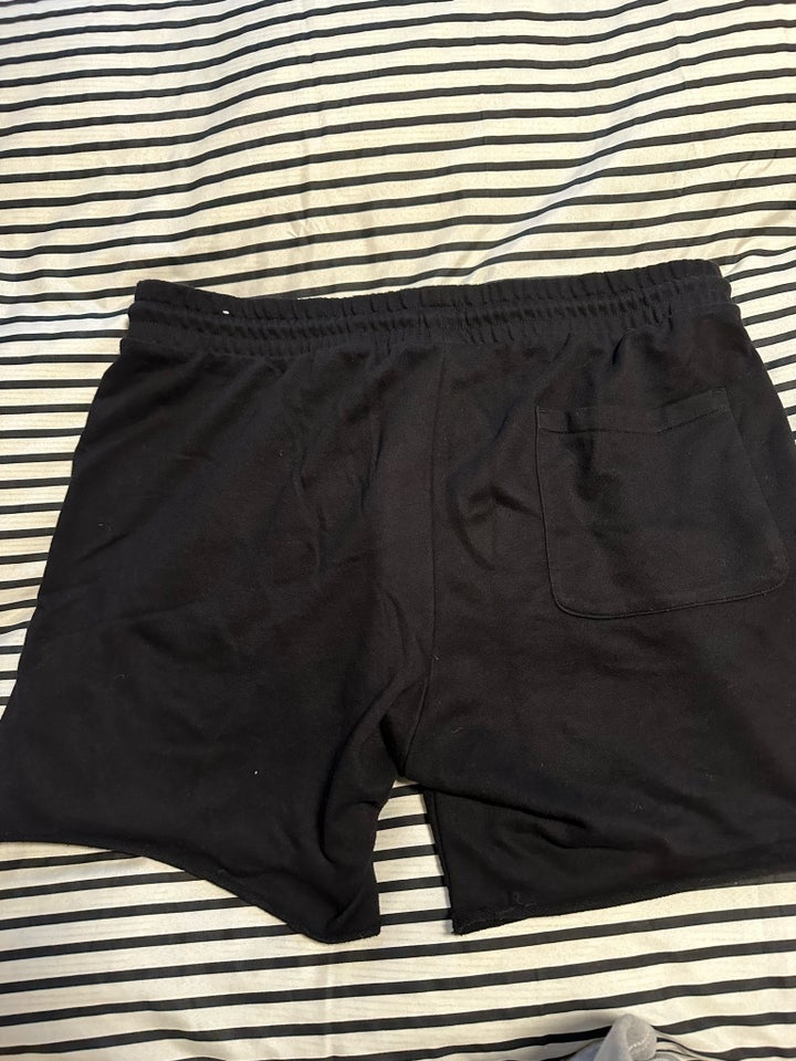 Shorts, HM, str. 52