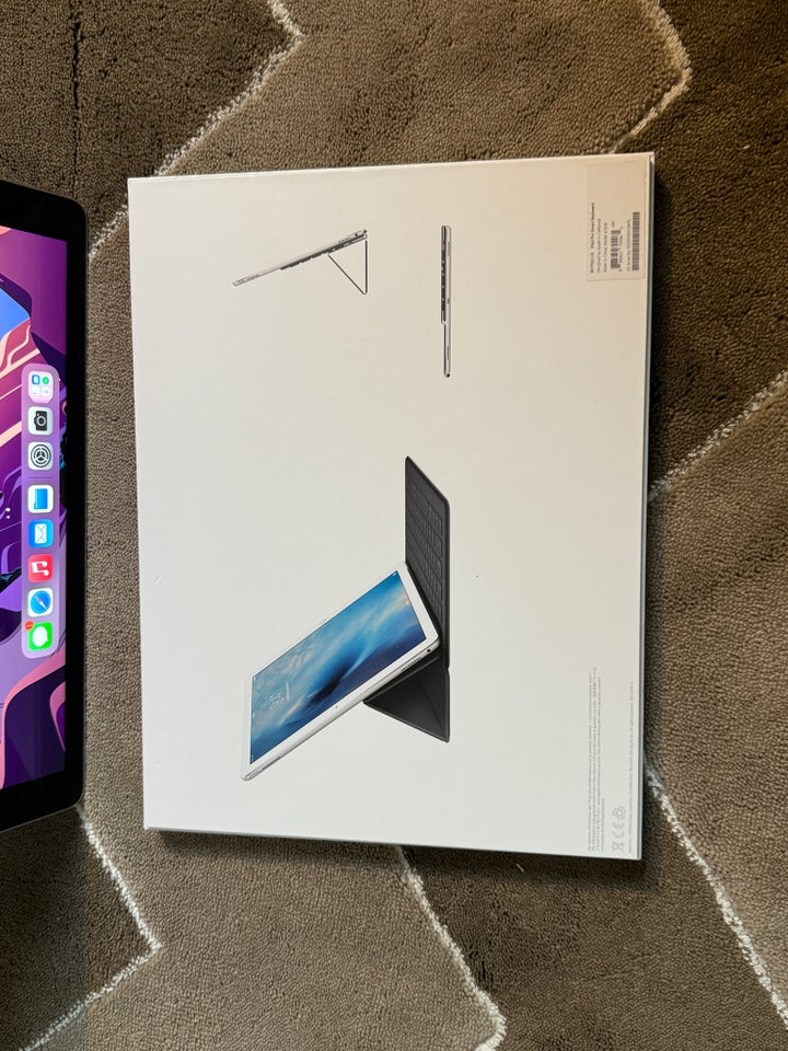 iPad Pro, 128 GB, sort