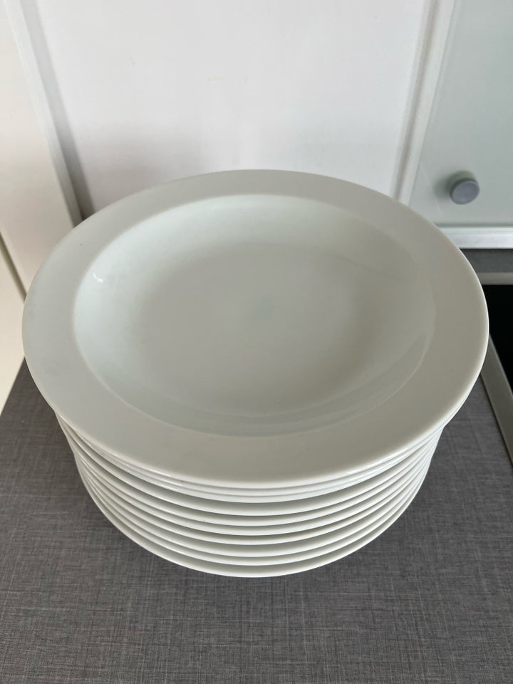 Porcelæn, Tallerkner / skåle