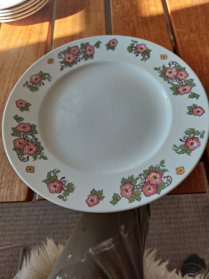 Porcelæn Tallerkener og fade