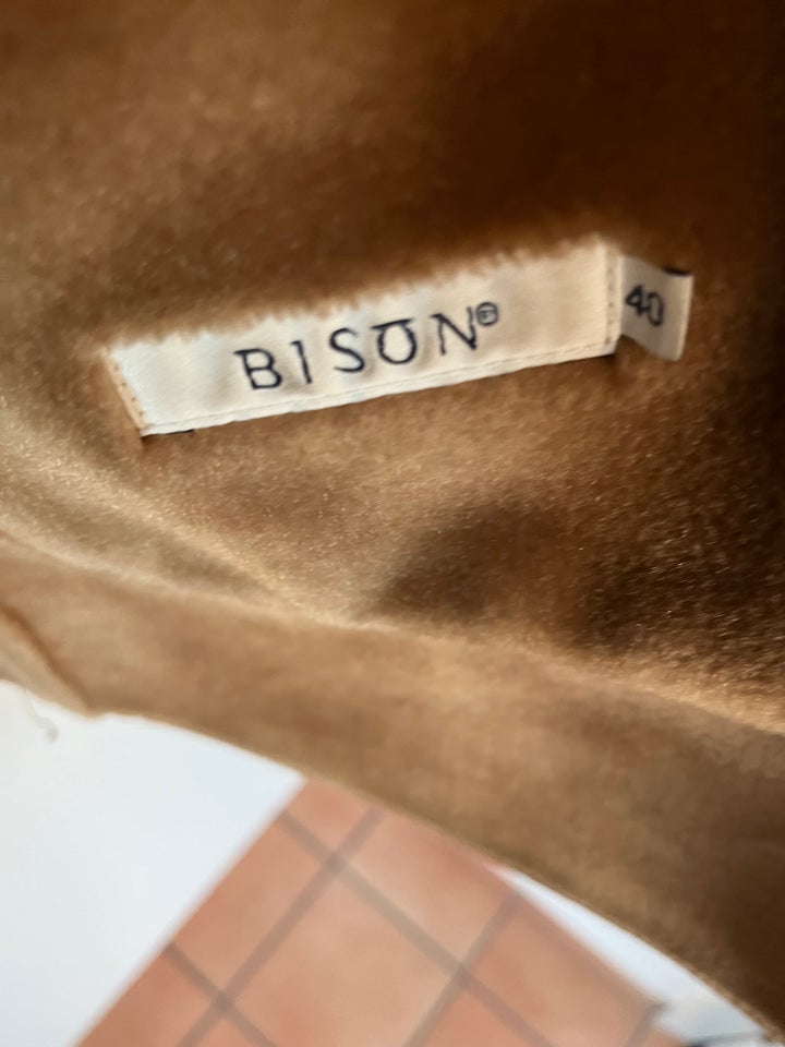 Andet, Jakke , Bison