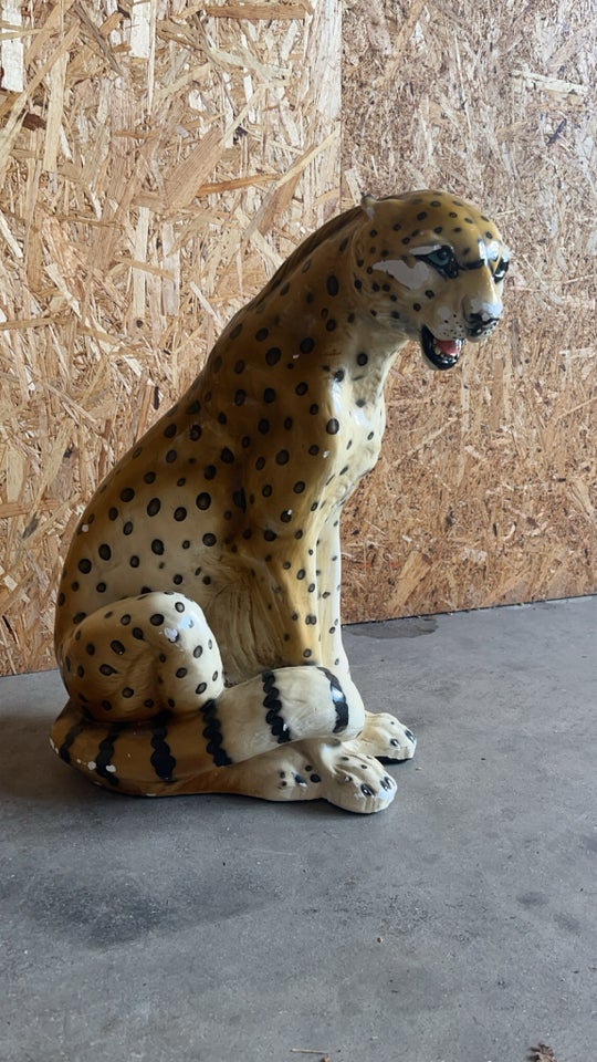 Leopard figur