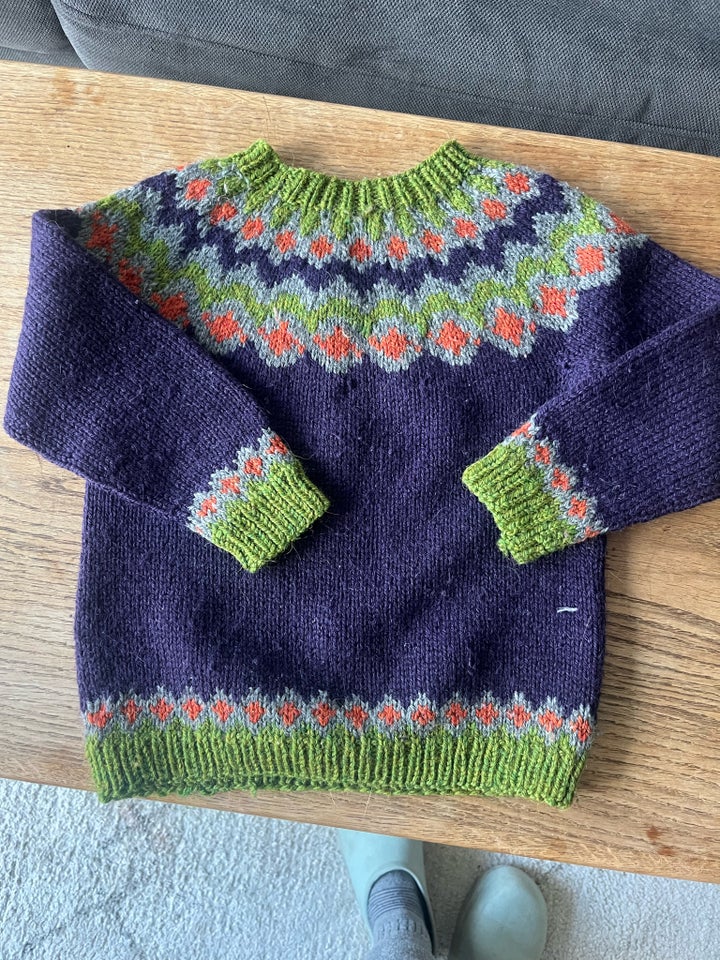 Sweater, Hjemmestrikket sweater i