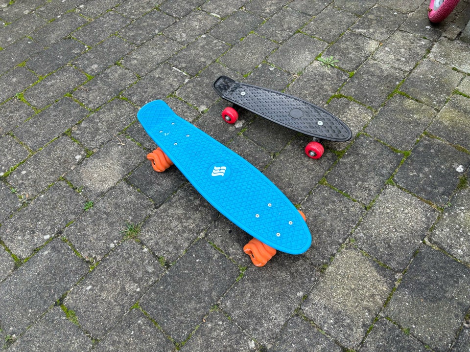 Skateboard