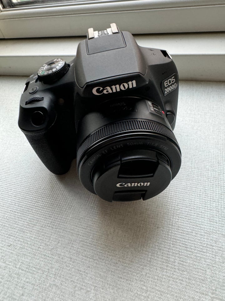 Canon 2000D + 2 linser