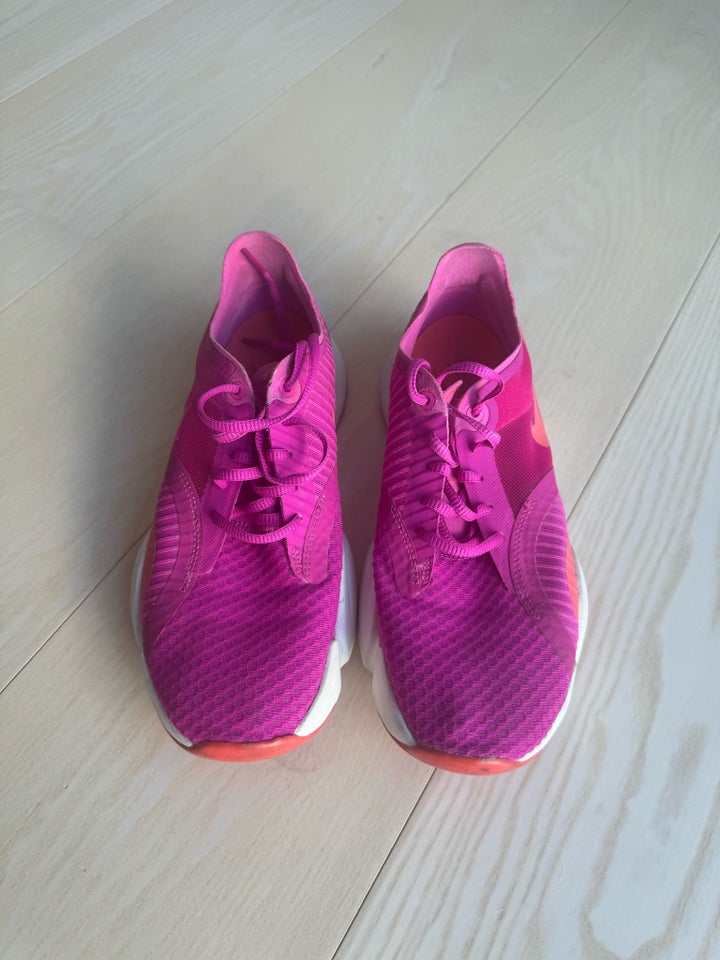 Sportssko, str. 38,5, Nike