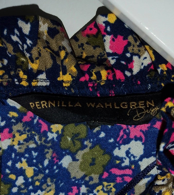 Bluse, Pernilla Wahlgren, str. 42