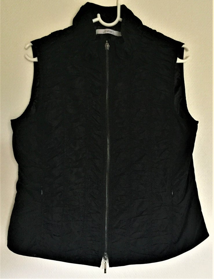 Vest, 2Biz, str. 42