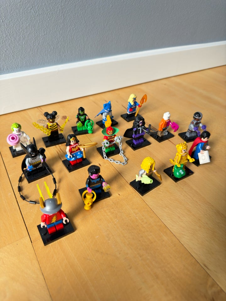 Lego Minifigures 71026