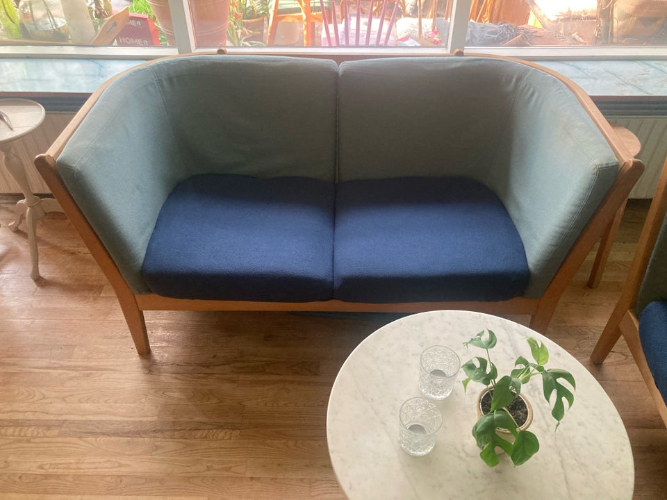 Anden arkitekt, Stouby Maria, Sofa