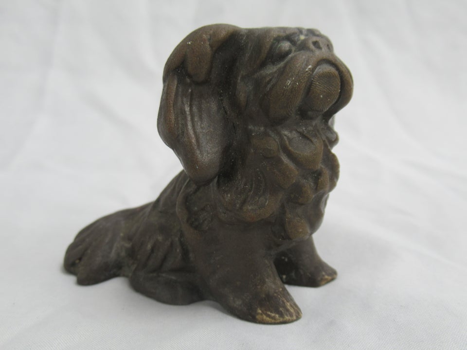 Pekingeser Figur 4124, Michael