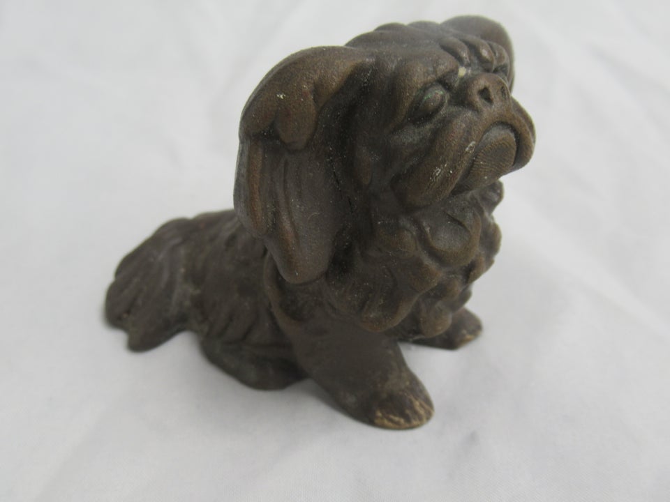 Pekingeser Figur 4124, Michael