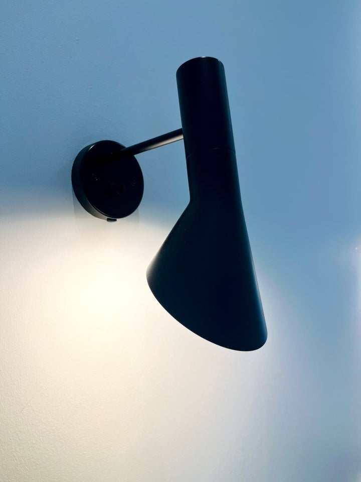 Væglampe Arne Jacobsen