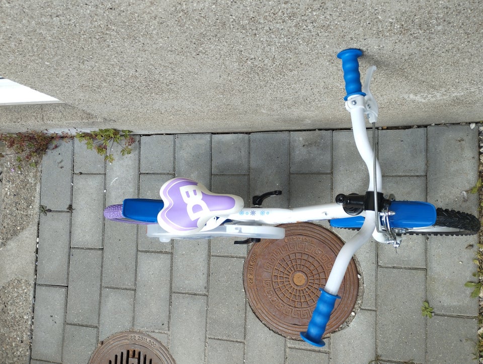 Pigecykel balancecykel Winther