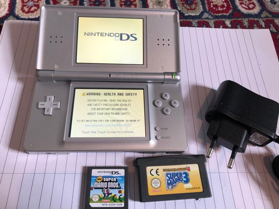 Nintendo DS Lite, + Super Mario Bros