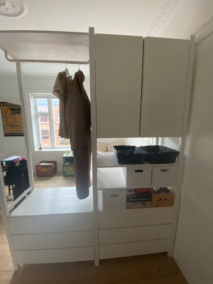 Reolsystem Ikea b: 180 d: 50 h: 226