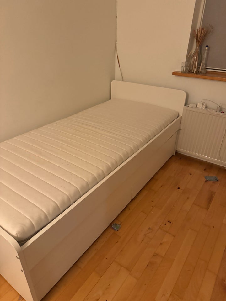 Enkeltseng, Ikea, b: 96 l: 206