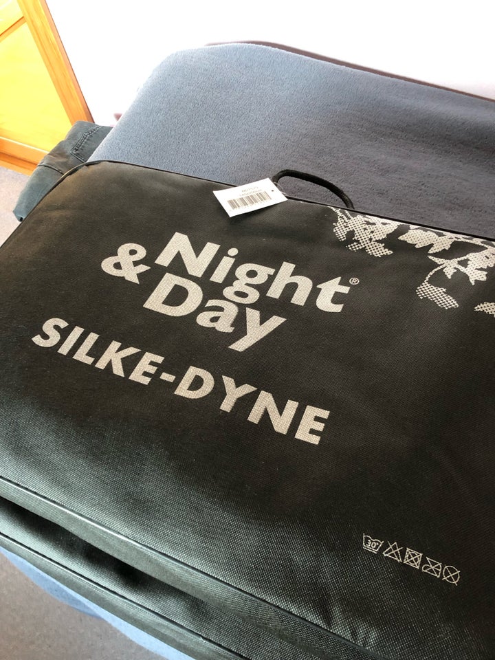 Dyne, 2 stk Dag  Nat Norsk Tekstil