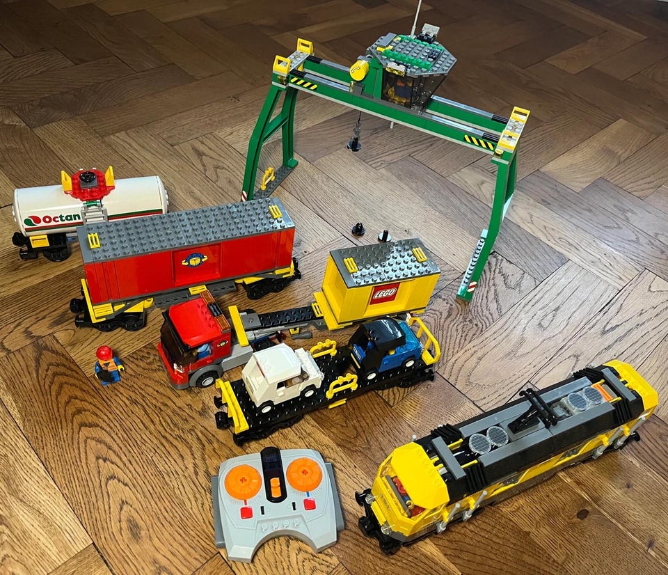 Lego City, Cargo Train 7939