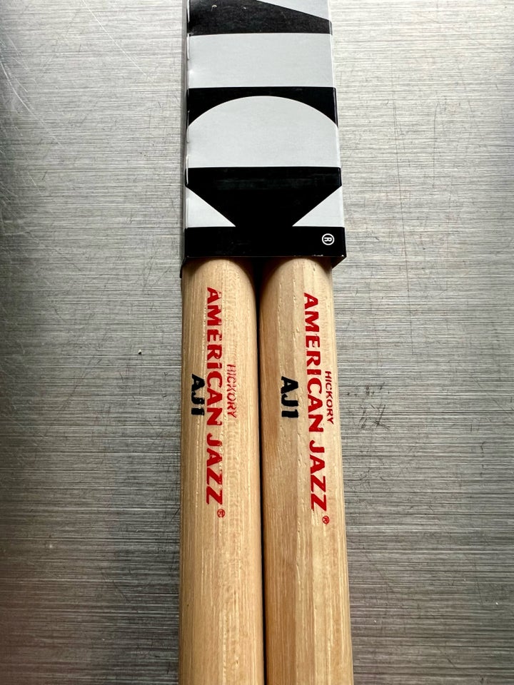 Trommestikker, Vic Firth AJ1