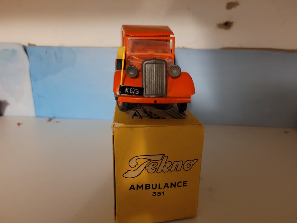 Modelbil, Tekno Ambulance