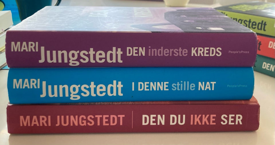 “Den du ikke ser “ + de to næste bøger