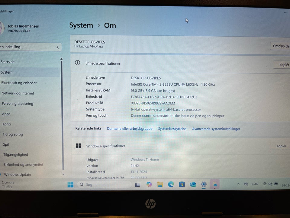 HP, Intel i5 8 Gen GHz, 16 GB ram