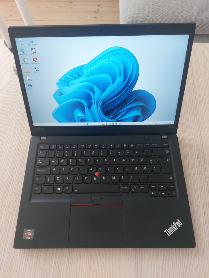 Lenovo Thinkpad T495s, 8 GB ram,