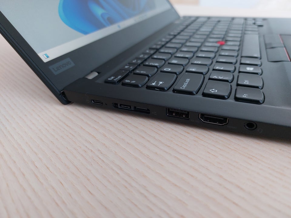 Lenovo Thinkpad T495s, 8 GB ram,