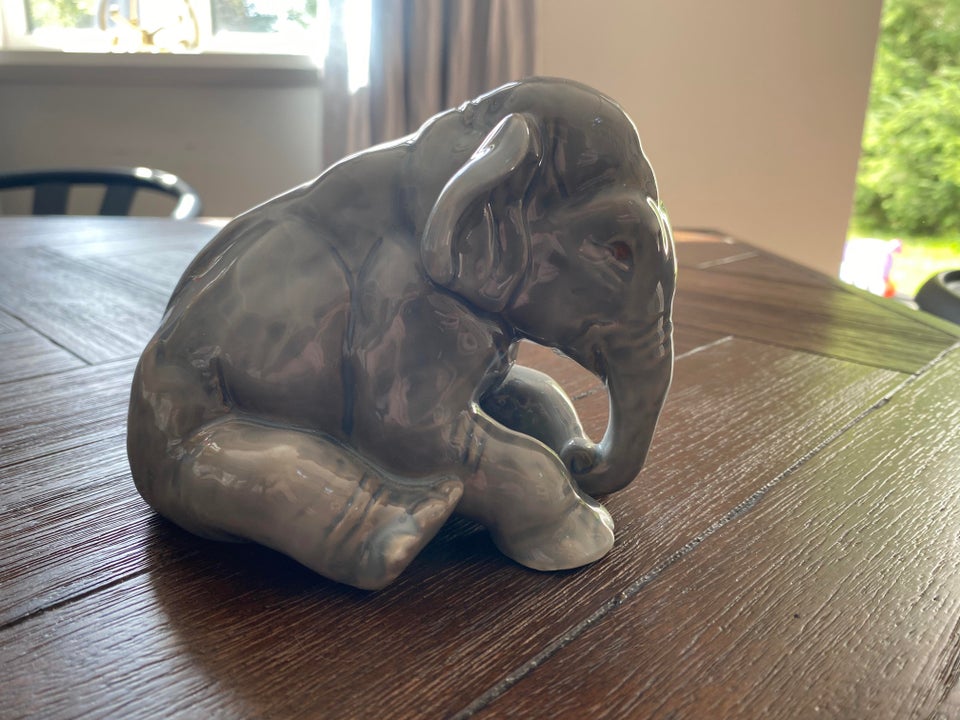 elefant figur BG