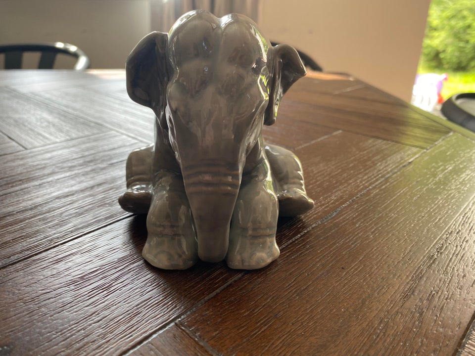 elefant figur BG