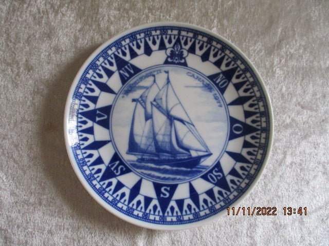 Platter, BLUENOSE II - CANADA