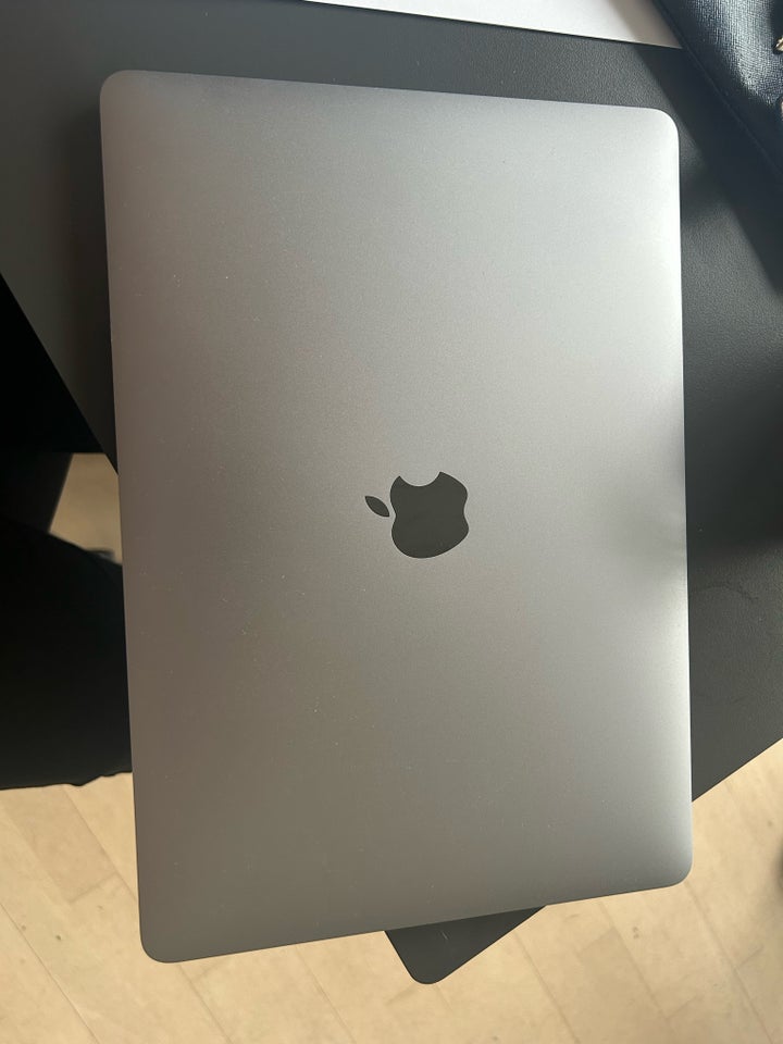 MacBook Air Air 13’ 16 GB ram