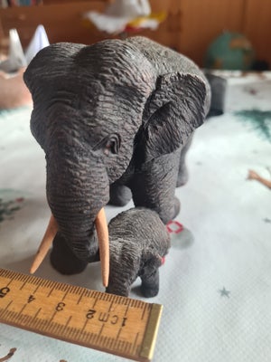 Elefant i træ Ukendt