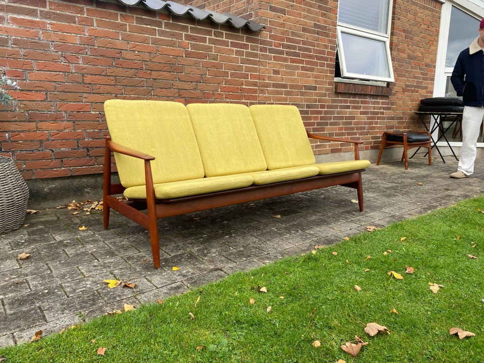 Poul M. Volther, Model 340, Sofa